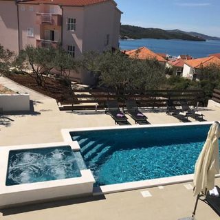 Apartments Miroslava Okrug Gornji II (5)