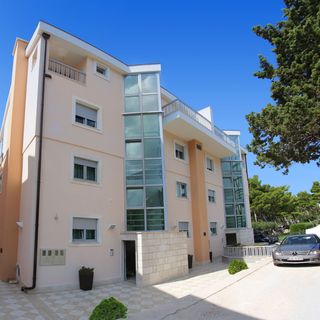 Apartments and Rooms Residence Simic Makarska (5)