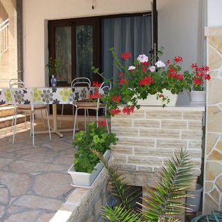 Apartment Dusko Karin Gornji (2)