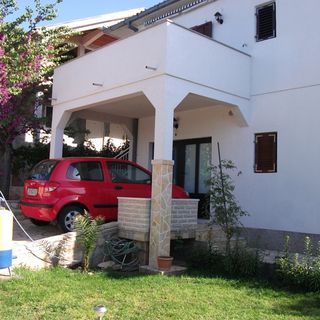 Apartment Dusko Karin Gornji (5)