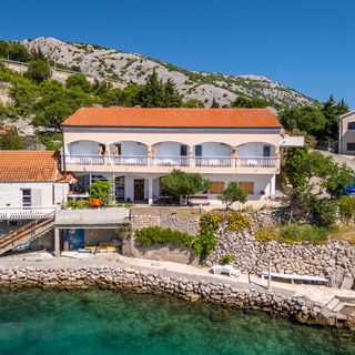 Apartments Taša Lukovo Sugarje (2)