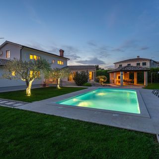 Villa Gemini s bazenom Visnjan (2)