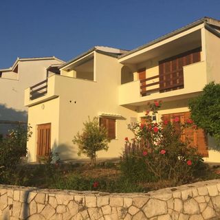 House Katy Peracko blato (2)