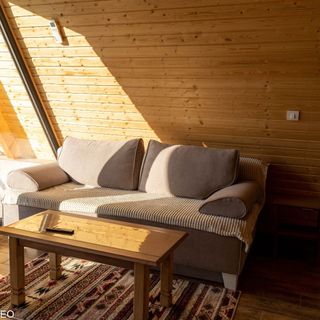 Căsuțe A-frame Green Hill Popas Poiana Mărului (5)