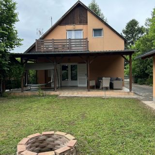 Izabella Vendégház Balatonszárszó (2)