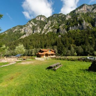Cabana Colții Ghimbavului Dâmbovicioara (2)