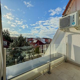 Golden Coast Studio Apartman (4)