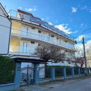 Golden Coast Studio Apartman (3)