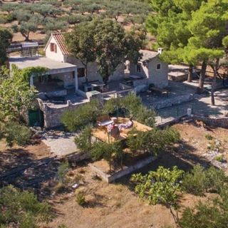 Ház Családok Részére Elszigetelt Helyen Öböl Ducac, Brac - 14312 Dučac (3)