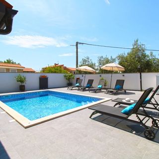 Ház Családok Részére Medencével Galizana, Fazana - 20593 Galižana (5)