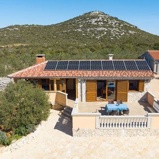 Halászkunyhó Nyaraláshoz A Tenger Mellett Öböl Triluke, Pasman - 20973 Triluke (4)