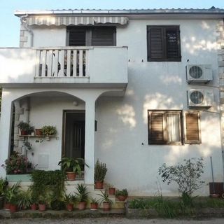Apartmanok Parkolóhellyel Mirca, Brac - 22108 Mirca (2)
