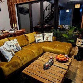 Stodoły na wzgórzu (3)