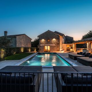 Villa Treori s bazenom Sveti Lovrec (3)