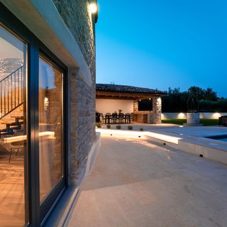 Villa Treori s bazenom Sveti Lovrec (5)