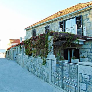 Apartment Zoran Postira (2)