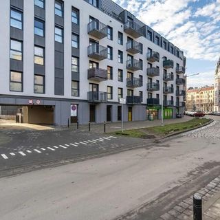 Reja Sunny Apartment with Parking Wrocław by Noclegi Renters (4)