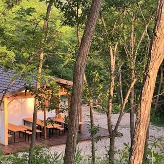 Deleni Retreat - Bungalow Ania (5)