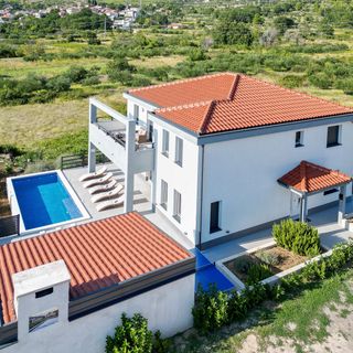 Ház Családok Részére Medencével Srinjine, Split - 23770 Srinjine (2)