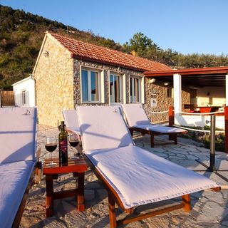 Nyaralóház Parkolóhellyel Bol, Brac - 23841 Bol (2)