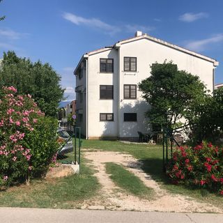 Apartmanok Parkolóhellyel Baska, Krk - 23913 Baška (4)