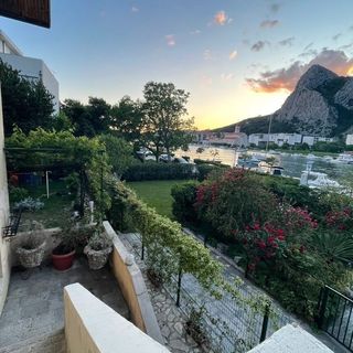 Apartmanok Parkolóhellyel Omis - 23914 Omiš (3)