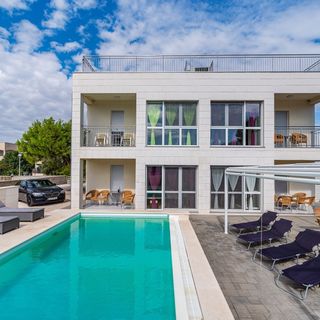 Apartmanok Családok Részére Medencével Vir - 23976 (3)