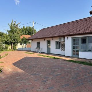 Relaxxa Apartman Noszvaj (5)