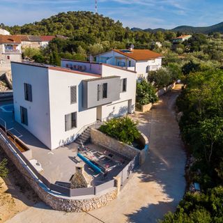 Apartments Cozy Lukoran (5)