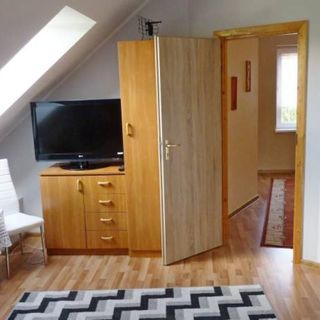 Dom nad stawem Kruklanki (5)