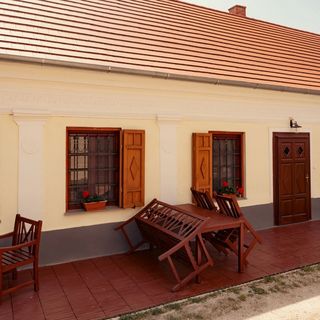 Bruderhaus 18 Vendégház Vöröstó (3)