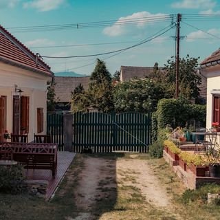 Bruderhaus 18 Vendégház Vöröstó (5)