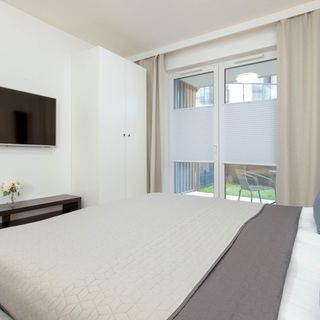 Jana Pawła II 20 | Studio z Ogródkiem | Gdańsk (3)