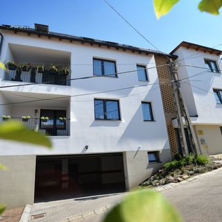 ONE Luxury Grand Suite Eger (2)