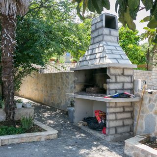 Apartmanok Parkolóhellyel Okrug Gornji, Ciovo - 23007 Okrug Gornji (3)