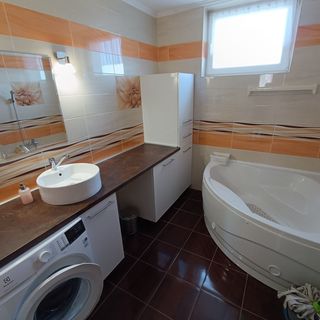 Dália Apartman Pápa (4)