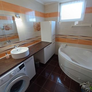 Dália Apartman Pápa (4)