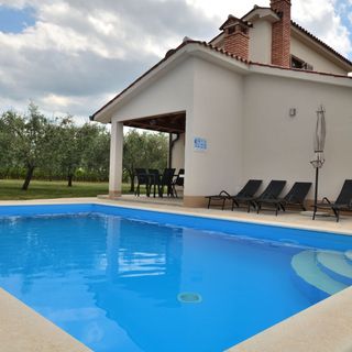 House Danci Lasici (3)