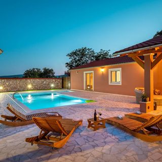 Villa Nika Konjevrate (3)