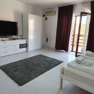 Casa Mio Moldova Nouă (5)