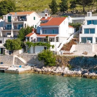 Ház Családok Részére Medencével A Tenger Mellett Sparadici, Sibenik - 24200 Šparadići (4)