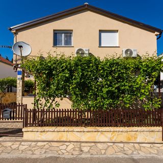 Apartman Gornji Karin - CDA619 (5)