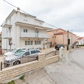 Apartments Knez Podstrana (4)