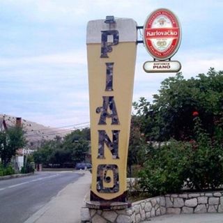 Piano Apartman Lopar (2)