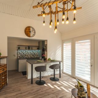 Ezerjó Házikó Nyúl (2)