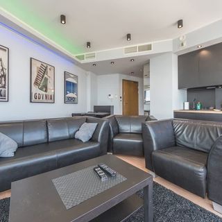 Hryniewickiego 6B | Elegancki Apartament | Widok na morze (5)