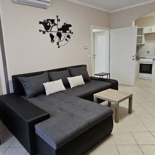 Nest Apartman Hajdúszoboszló (2)