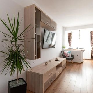 Apartament Ten House Pitești (2)