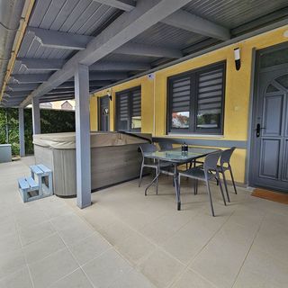 Illaberek Apartmanok Hajdúszoboszló (2)