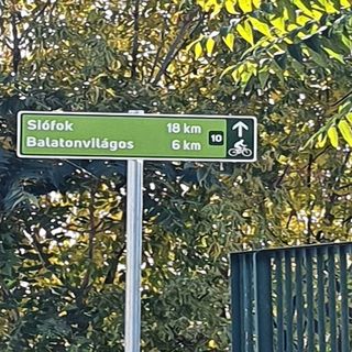 Lori & Cate Apartman Balatonakarattya (5)